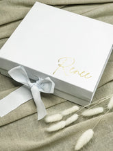 Load image into Gallery viewer, Personalised gift box (empty)
